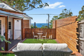 Romanic Garden View 1 bed Apartment with ocean views at Stanwell Tops